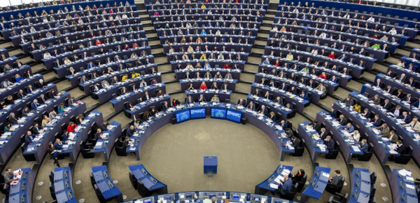 ΕΕ: Ταχεία έρευνα για την ανάμειξη ξένων χωρών στο Ευρωπαϊκό Κοινοβούλιο ζητά η Ομάδα των Πρασίνων