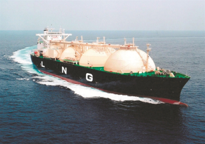 Άλμα στις τιμές του φυσικού αερίου, καθώς αυξάνονται οι κίνδυνοι για τις προμήθειες LNG