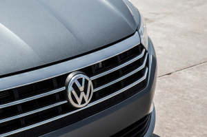 Volkswagen: Δεν αλλάζει τις εκτιμήσεις για το περιθώριο κερδοφορίας παρά τις ελλείψεις επεξεργαστών