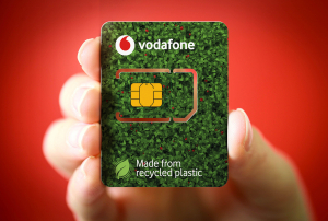 Vodafone: Φέρνει τις Eco SIM, τις νέες οικολογικές κάρτες, κατασκευασμένες από ανακυκλωμένο πλαστικό