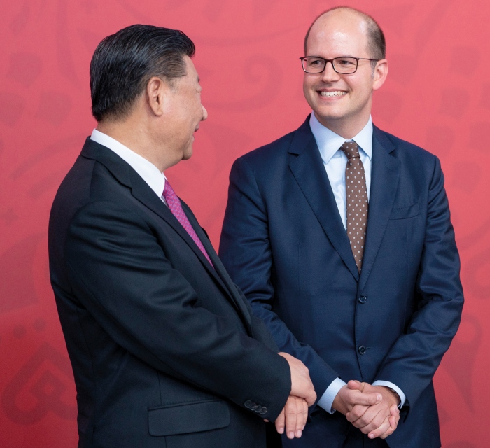 1088568f d602 4fd6 bf85 fe526bf08cb9