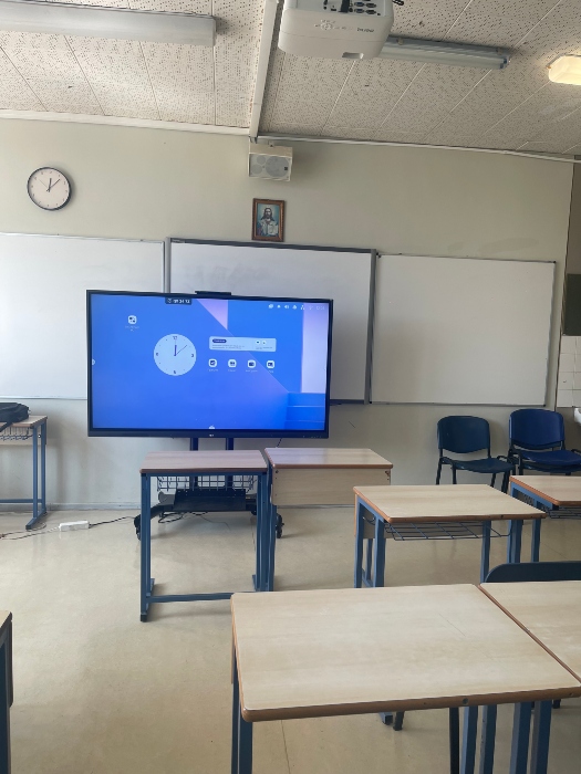 LG CreateBoards at Doukas School 3 1