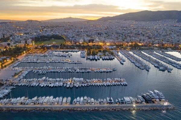 8 marina by night