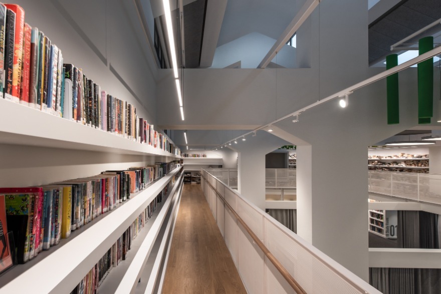 St CATHERINES BRITISH SCHOOL 3 1 1