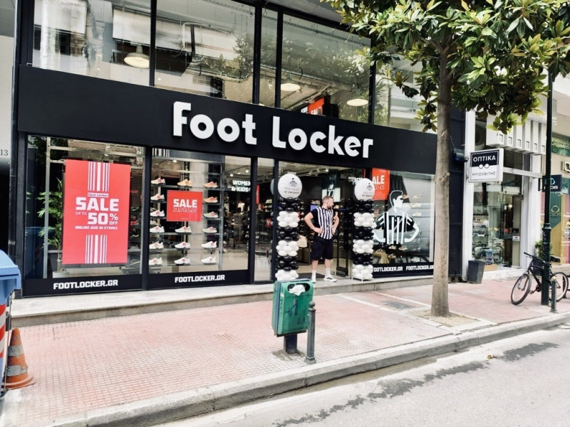 Κατάστημα_Foot_Locker_στη_Λάρισα_2_002_844b9.jpg