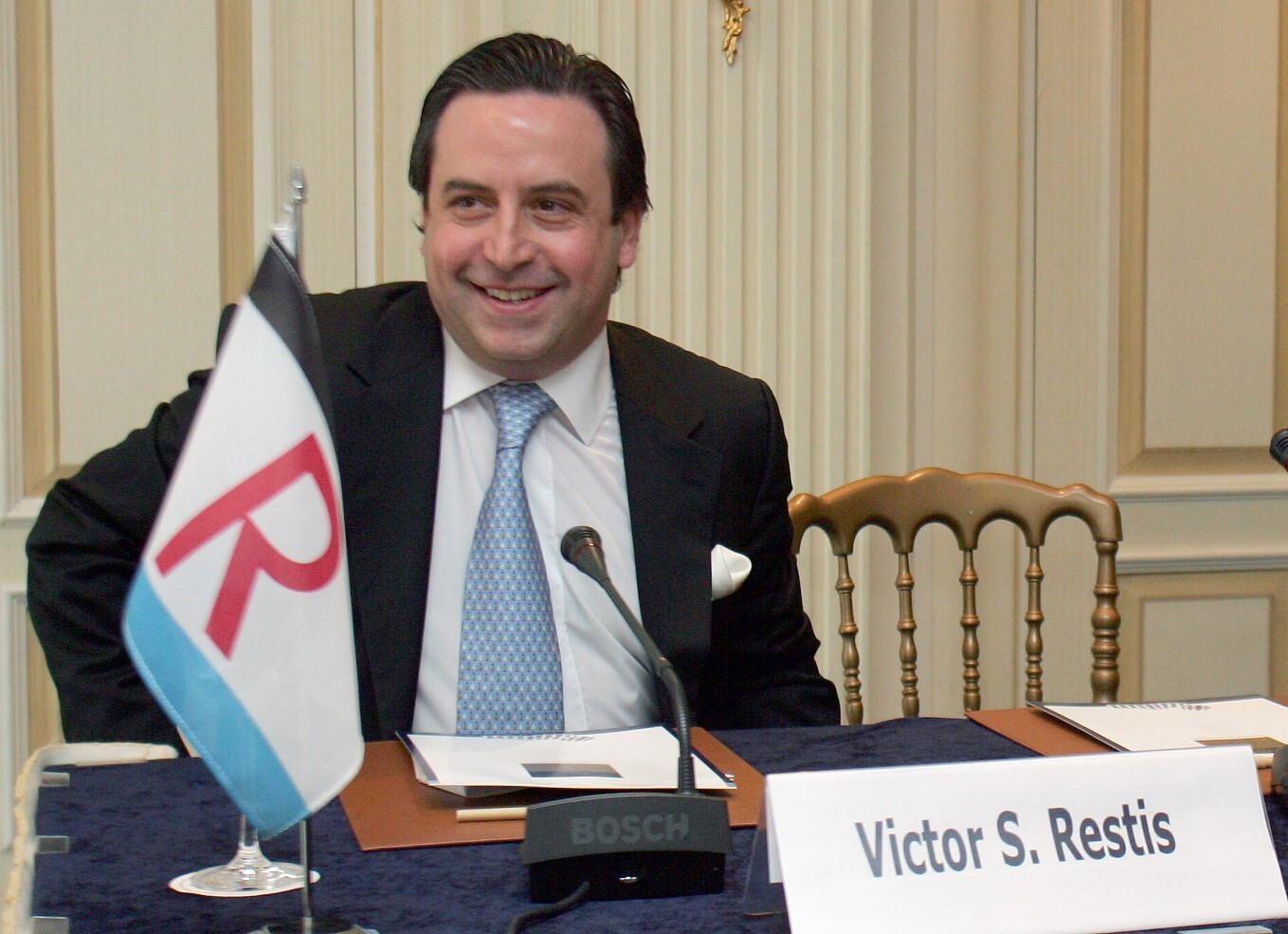 Ο Βίκτωρας Ρέστης