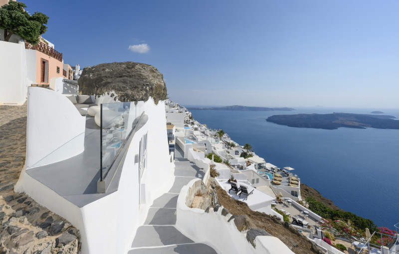 Istoria_-_Cliff_View_62668.jpg