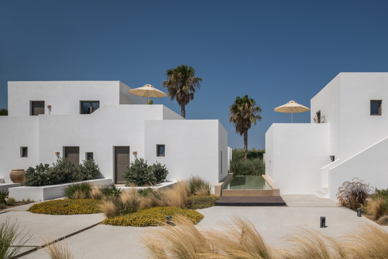 Parilio_-_Suites_b9c46.jpg