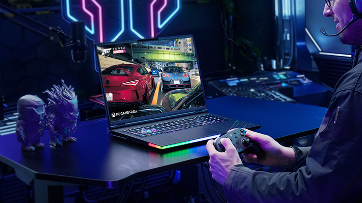 Predator_Helios_18_AI_Valour_ARX_PH18-i71_Lifestyle_01_2d932.png