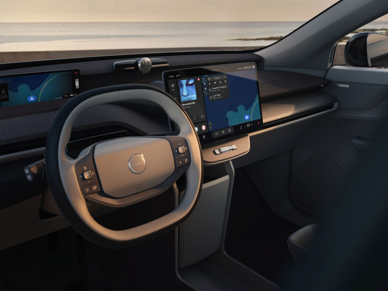 JPG_Full-TIM_1172_EX60_INT_CENTRE_CONSOLE_f8b50.jpg