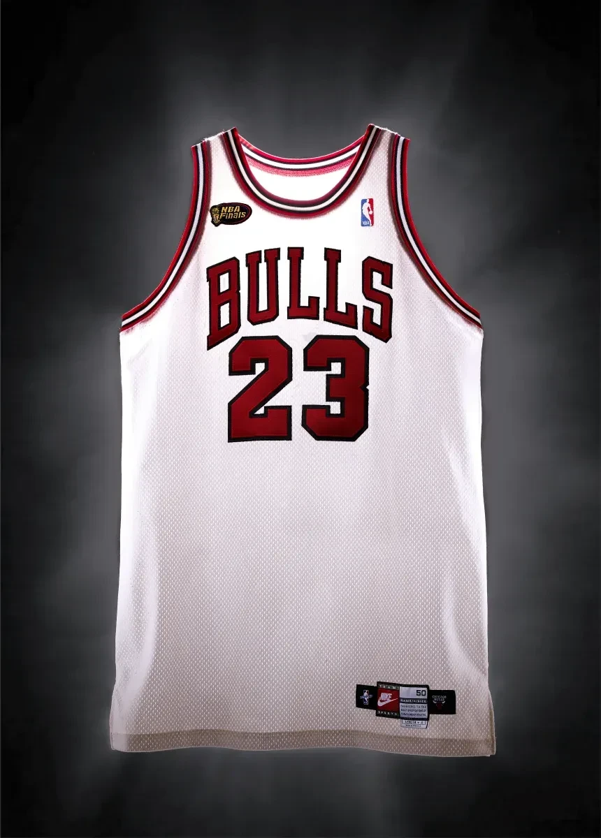 michael-jordan_64a6ff8260823424.webp
