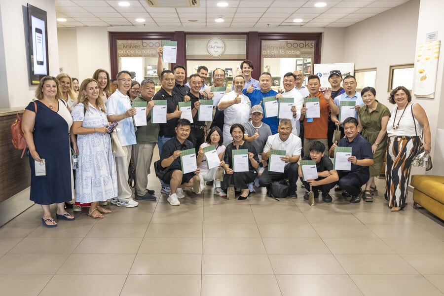 &epsilon;&lambda;&omicron;&pi;&upsilon;_china_hospitality_association_11_8004f8bfe23f29be.jpg