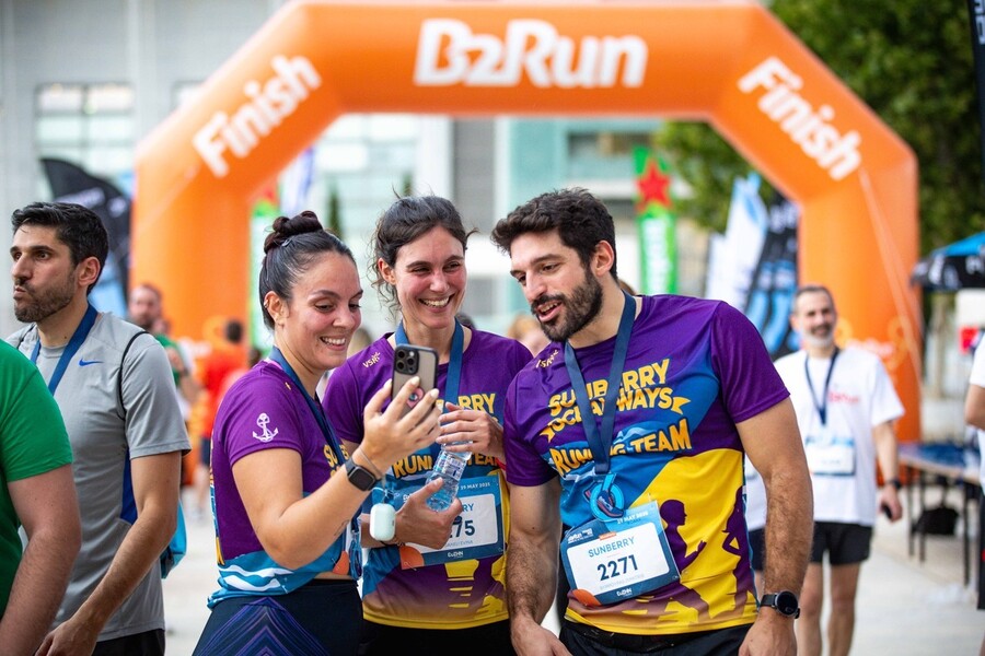 4_b2run_aθens_2026_koutsogiannis_niaounakis_609964786739f1e7.jpeg