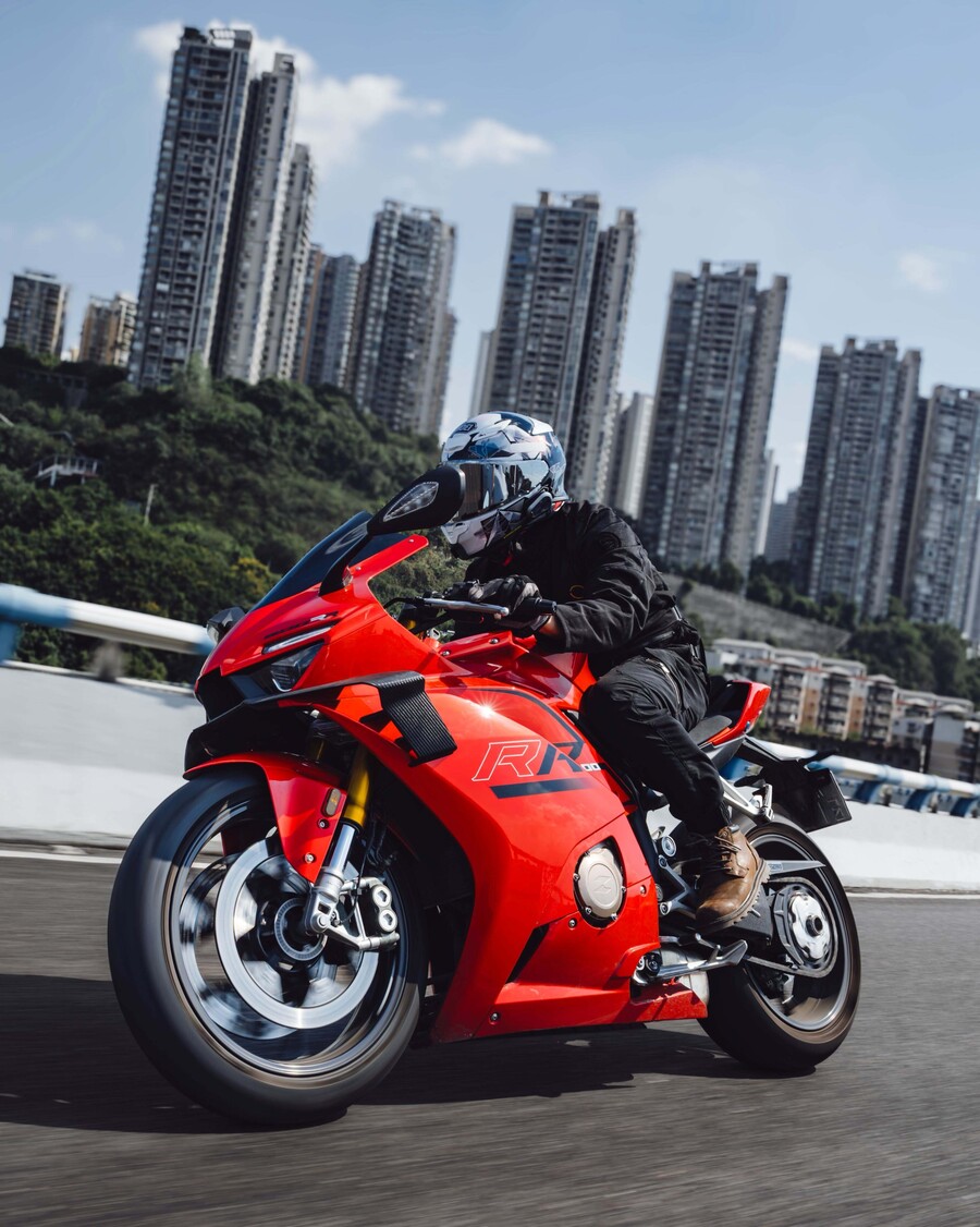 500rr_5638b5f4f967f38f.jpg