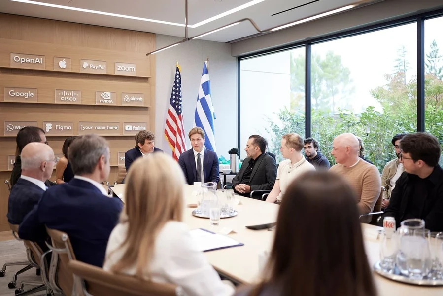 mitsotakis_kalifornia1_8c80428cec406398.webp