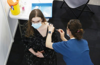 Ιρλανδία: Η κυβέρνηση αναμένει ότι η πλειονότητα των ενηλίκων θα έχει εμβολιαστεί έως τα τέλη Σεπτεμβρίου