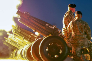 Ο στρατός των ΗΠΑ έπληξε δυο εγκαταστάσεις των Φρουρών της Επανάστασης στη Συρία