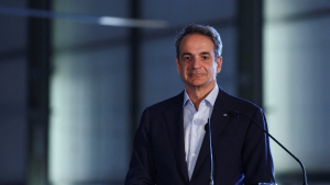 Η Αθήνα μπαίνει στη συζήτηση για την ευρωπαϊκή πυρηνική «ομπρέλα» - Στο Παρίσι ο Κυρ. Μητσοτάκης