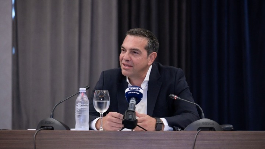 Τσίπρας: Χρειάζεται βιώσιμη ασπίδα προστασίας για νοικοκυριά και επιχειρήσεις