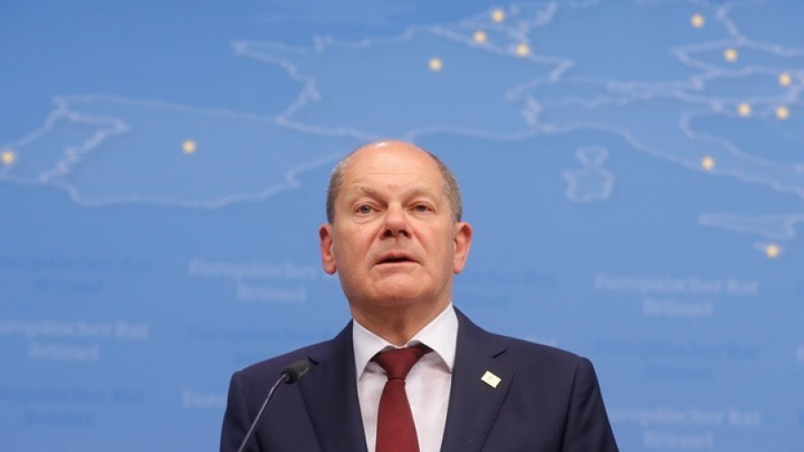 Σολτς: Η Γερμανία σκοπεύει να απεξαρτηθεί από το ρωσικό πετρέλαιο έως τα τέλη 2022