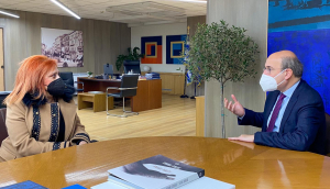 Χατζηδάκης: Πρέπει να ανταμείβουμε και ηθικά αυτούς που δουλεύουν περισσότερο