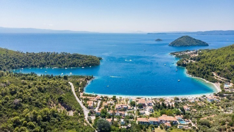 Σκόπελος και Άνδρος ανάμεσα στους 13 μη συμβατικούς προορισμούς του κόσμου για το 2026​