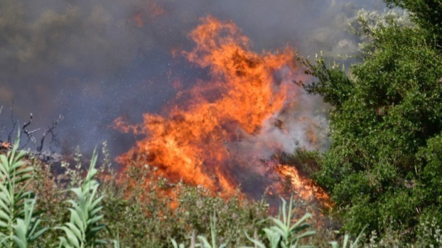 Κύπρος: Μεγάλη πυρκαγιά καίει ανεξέλεγκτη στα βόρεια της Λεμεσού - Αίτημα συνδρομής σε γειτονικά κράτη και την ΕΕ