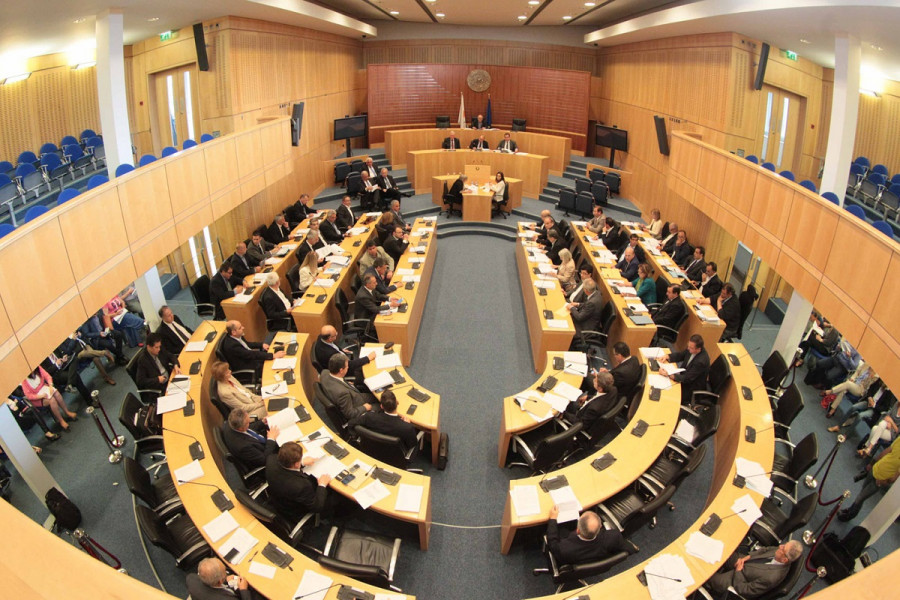 Κύπρος: Πρόταση για γυναίκα πρόεδρο της Βουλής υπέβαλε ο ΔΗΣΥ