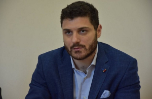 Τεμπονέρας: Κινδυνεύουν να μείνουν χωρίς περίθαλψη χιλιάδες επαγγελματίες