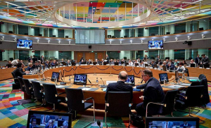 Eurogroup: Να συνεχιστούν, αλλά στοχευμένα, τα μέτρα στήριξης της οικονομίας