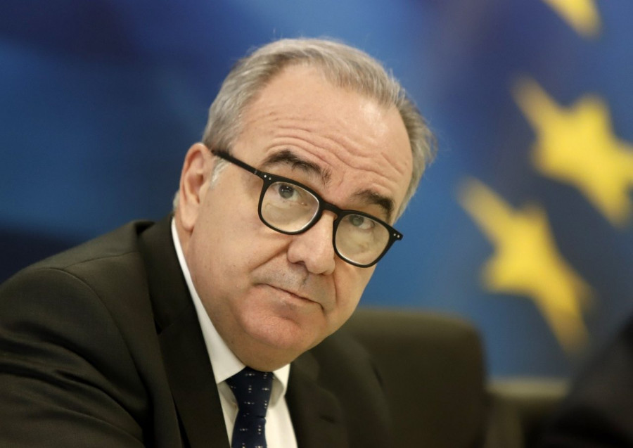 Ν. Παπαθανάσης: Πώς θα προχωρήσει το άνοιγμα της εστίασης και τι θα γίνει με τις οργανωμένες παραλίες