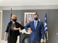 Συνάντηση Χ. Θεοχάρη με την Υφυπουργό Εξωτερικών του Ηνωμένου Βασιλείου