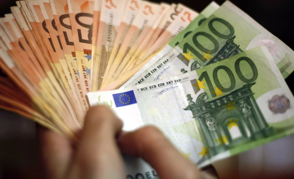 Ποιοί επιχειρηματίες έβγαλαν τα... σπασμένα της πανδημίας τις γιορτές