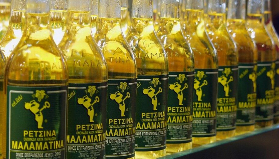 Tα δύο πρόσωπα τoυ ομίλου της Μαλαματίνα, Mantis Group