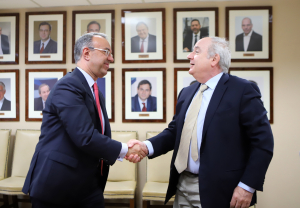 Έπεσαν οι υπογραφές Σταϊκούρα - Περιστέρη (ΓΕΚ Τέρνα) για το καζίνο στο Ελληνικό