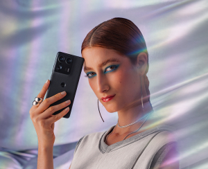 Η Motorola παρουσιάζει τη νέα γενιά συσκευών edge