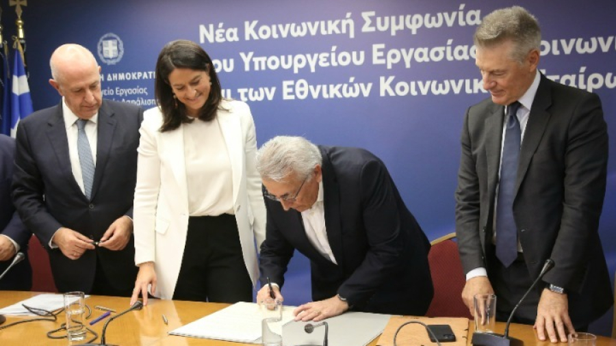 Τι αλλάζει στην αγορά εργασίας μετά τη συμφωνία για την επαναφορά των συλλογικών συμβάσεων