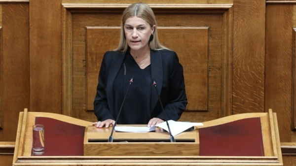 Tη δομή HOUSE2 επισκέφθηκε η υφ. Μετανάστευσης Σέβη Βολουδάκη