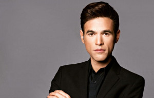 Μένιος Φουρθιώτης: Έρευνα της ΕΛ.ΑΣ. στο σπίτι του, προσήχθη στη ΓΑΔΑ ο παρουσιαστής