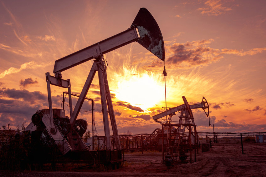Ισχυρές απώλειες στις τιμές του πετρελαίου - Κάτω από τα 65 δολάρια το βαρέλι το αργό