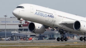 Airbus: Συμφωνία «έκπληξη» με την Jet2 αξίας 4,9 δισ. δολαρίων