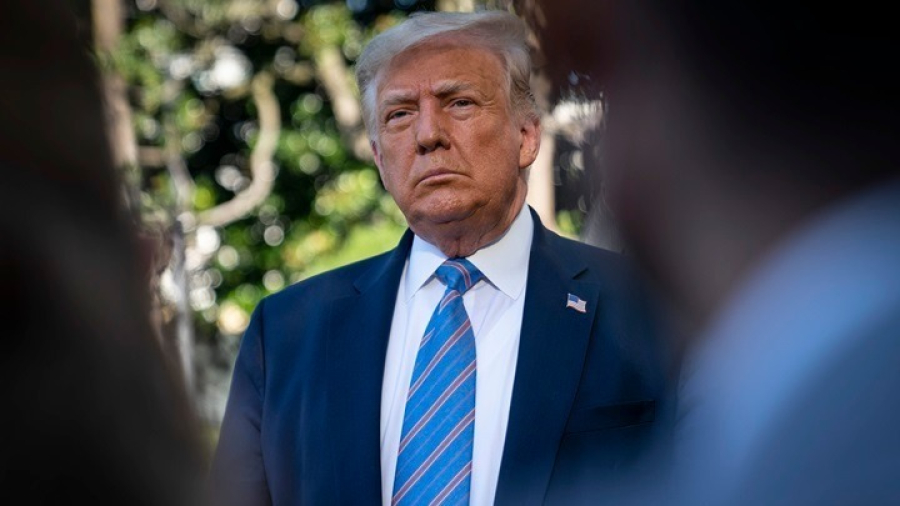 Ντόναλντ Τραμπ: Προειδοποιεί για "μακελειό" στην οικονομία αν δεν επικρατήσει στις εκλογές