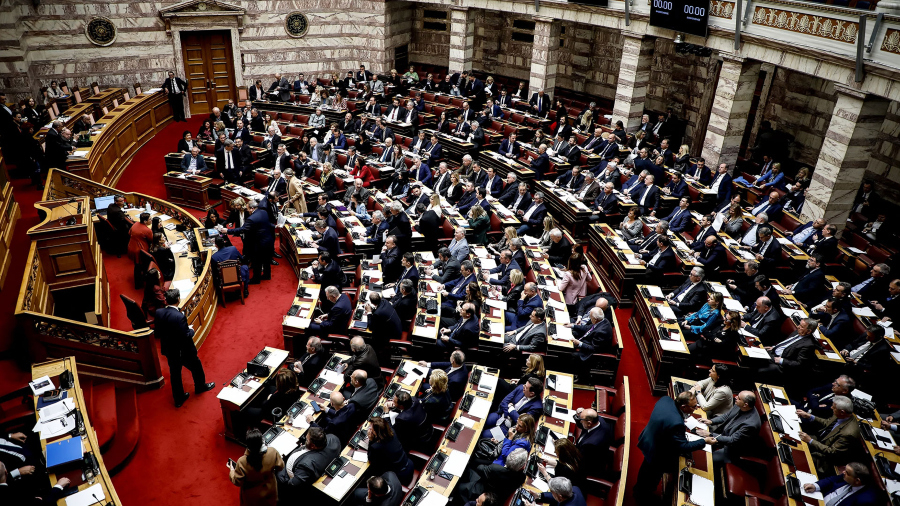 Κατατέθηκε το νομοσχέδιο για το Κοινωνικό Κλιματικό Ταμείο - Τη Δευτέρα στην αρμόδια επιτροπή