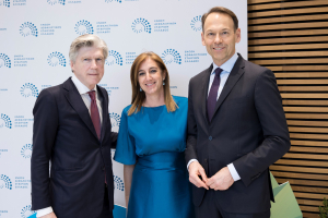 Αλέξανδρος Σαρρηγεωργίου (Πρόεδρος ΕΑΕΕ), Ελίνα Παπασπυροπούλου (Γενική Διευθύντρια ΕΑΕΕ), Andreas Brandstetter (Πρόεδρος Insurance Europe)