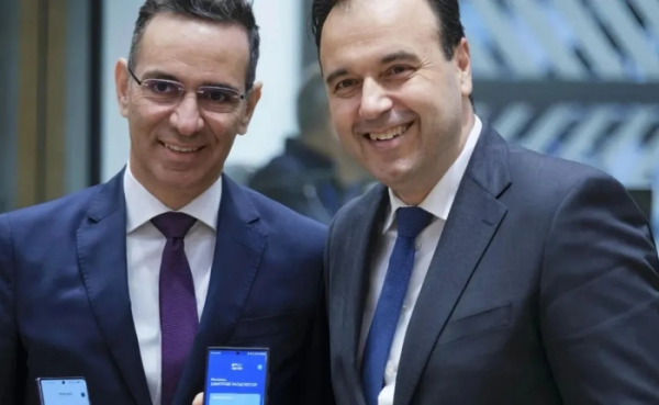 Προ των πυλών η ψηφιακή διασταύρωση εγκυρότητας εγγράφων Ελλάδας και Κύπρου - Την Τρίτη 4/2 συνάντηση Παπαστεργίου-Δαμιανού