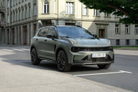 H Lynk &amp; Co γιορτάζει 10 χρόνια καινοτομίας και τρία χρόνια δυναμικής παρουσίας στην Ελλάδα