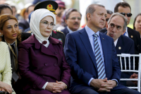 Τουρκία: Θύελλα αντιδράσεων λόγω ομιλίας συζύγου του Τ. Ερντογάν