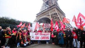 Γαλλία: Απώλειες εσόδων έως 2 εκατ. ευρώ λόγω της απεργίας στον Πύργο του Άιφελ