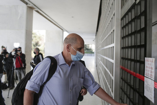 "Βόμβες" Μιωνή: Ο Παπαγγελόπουλος μου ζητούσε 350.000 ευρώ