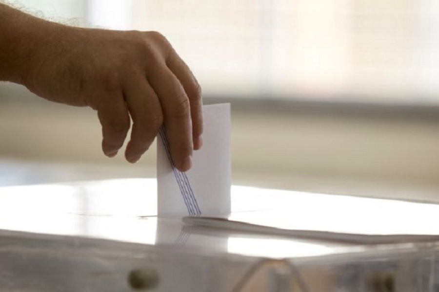 MRB: Η ΝΔ διευρύνει τη διαφορά με ΣΥΡΙΖΑ - Ψήφο-μήνυμα δυσαρέσκειας επιλέγει το 60%